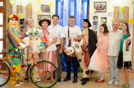 Відкриття 39 театрального сезону Закарпатського академічного обласного театру ляльок. Прем'єра вистави "Зоряний малюк" Євгена Тищука.