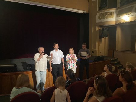 Закарпатський академічний обласний театр ляльок «Бавка» відкрив 43-й сезон яскравою прем'єрою